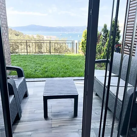 Apartment Luxury With Garden Right By Sea *