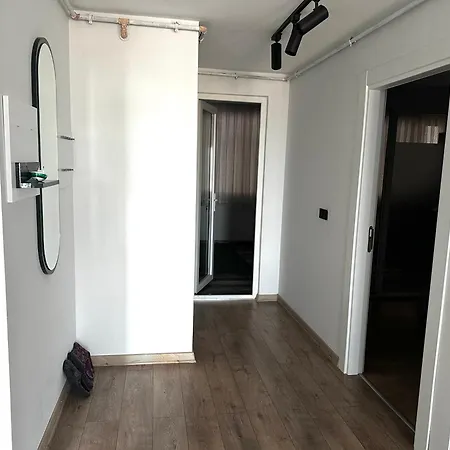 Luxury With Garden Right By Sea Mudanya
